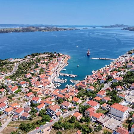 Holiday House With A Parking Space Sali, Dugi Otok - 8138 Exterior photo